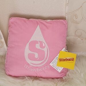 NWT! Pink Starburst Accent Pillow for all Occations! It's pretty Fun!Best offer!